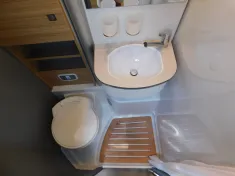 Bild 18 Dethleffs Just 90 T 6812 EB Navi+RFK, Hubbett, SAT+TV