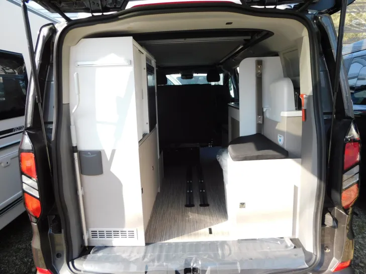 Fahrzeugbild Bürstner Copa C 530 ab sofort verfügbar #10