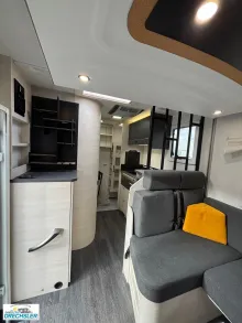 Fahrzeugbild Challenger 240 Graphite mit Vollausstattung! #9