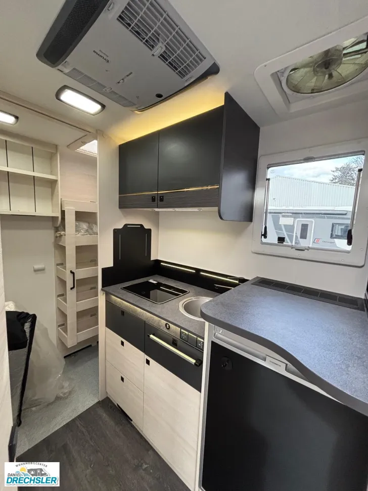 Fahrzeugbild Challenger 240 Graphite mit Vollausstattung! #10