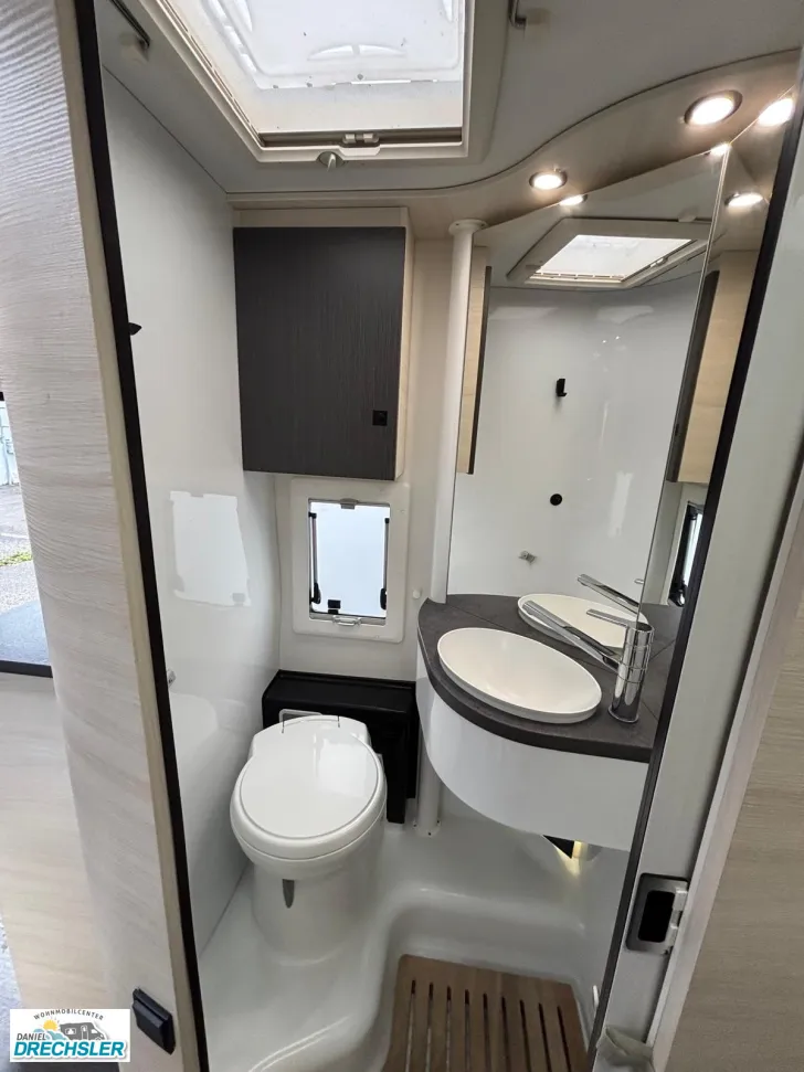 Fahrzeugbild Challenger 240 Graphite mit Vollausstattung! #12