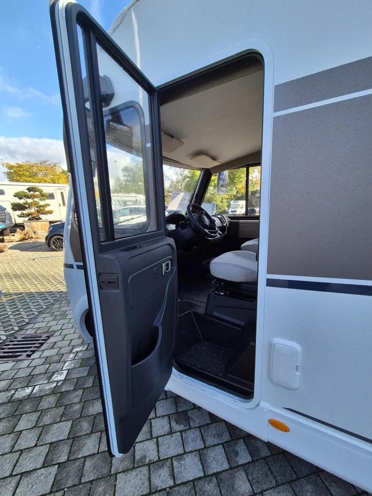 Fahrzeugbild Carado I447 pro+ *5-Sitzpl.*Backofen* #14