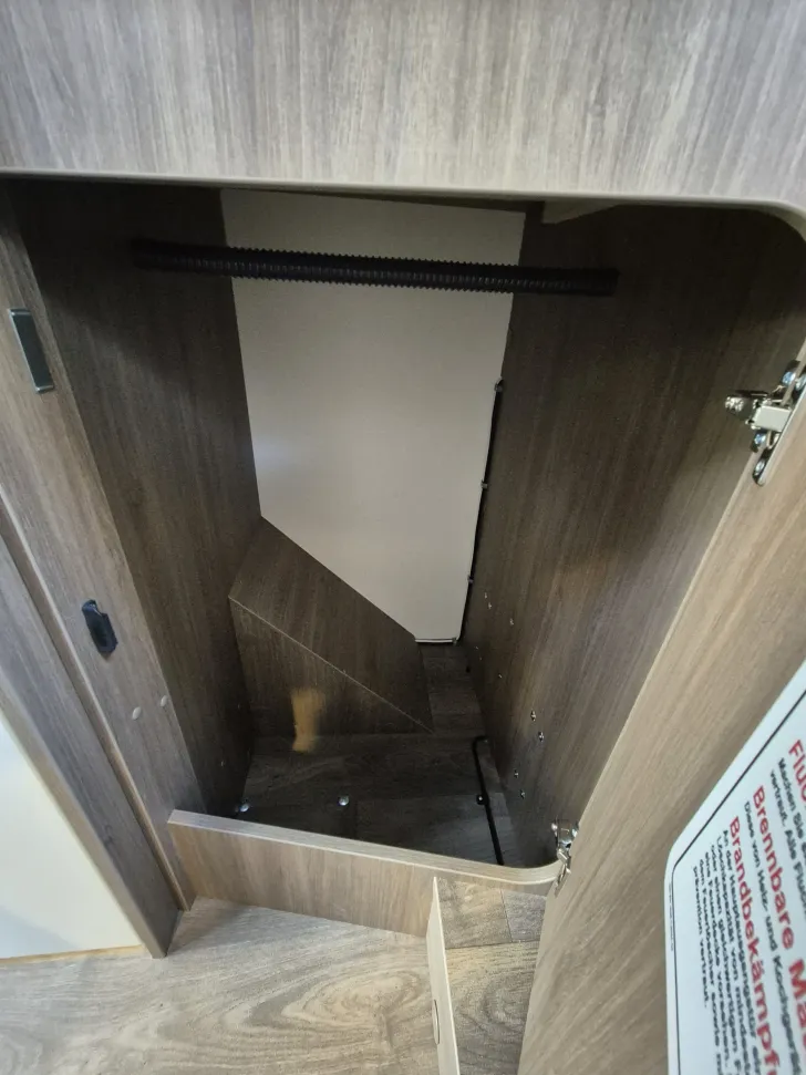 Fahrzeugbild Carado I447 pro+ *5-Sitzpl.*Backofen* #45