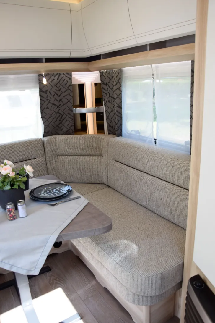 Fahrzeugbild Hobby De Luxe 495 UL #12