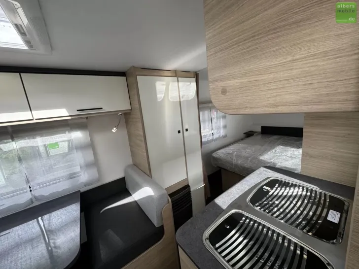 Fahrzeugbild Sterckeman Easy 460CP Dusche Queensbett Heizung #8