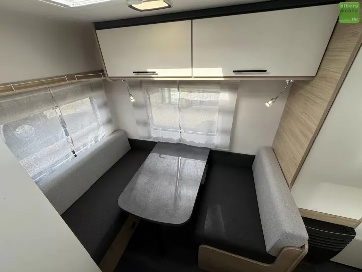 Fahrzeugbild Sterckeman Easy 460CP Dusche Queensbett Heizung #10