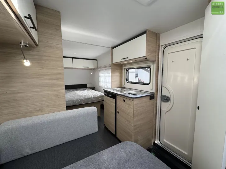 Fahrzeugbild Sterckeman Easy 460CP Dusche Queensbett Heizung #11