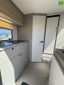 Fahrzeugbild LMC Sassino 450 D XXL-Bett 157x200cm 1500kg #10