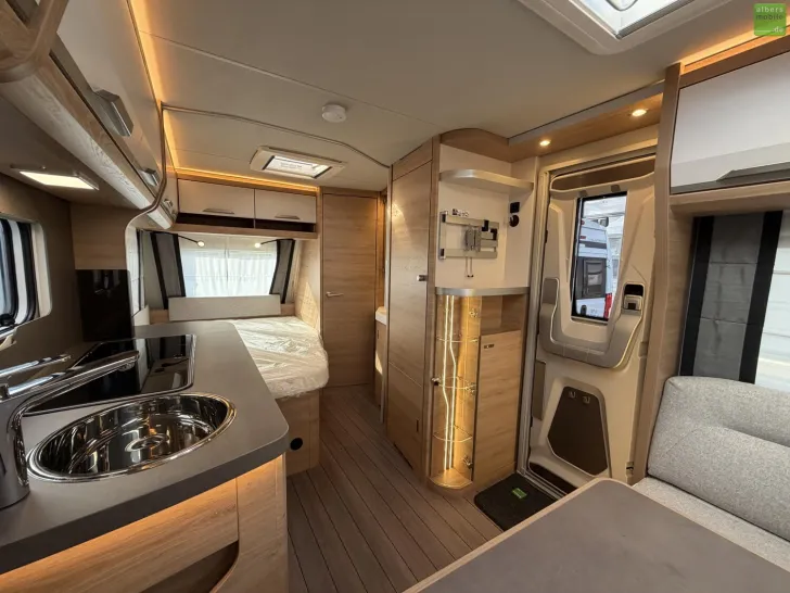 Fahrzeugbild Knaus Südwind BLACK SELECTION 450 FU 1700kg 2026 #13