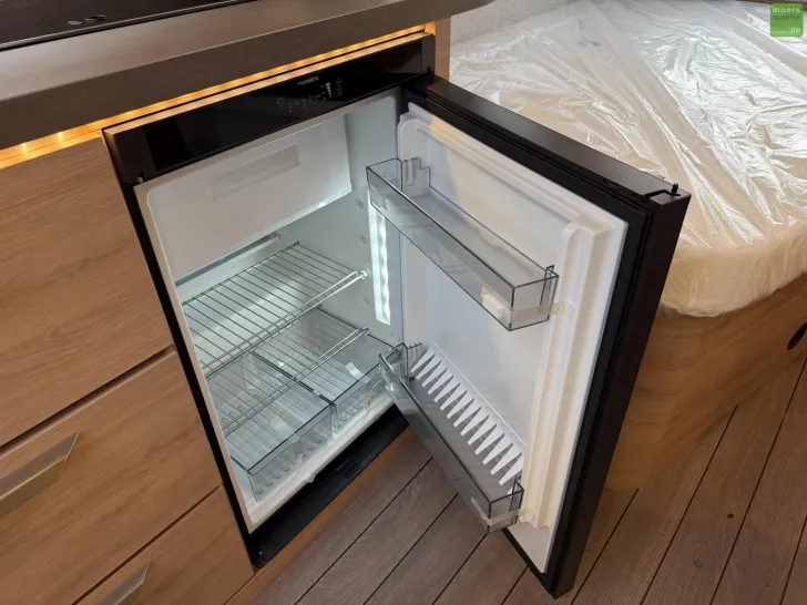 Fahrzeugbild Knaus Südwind BLACK SELECTION 450 FU 1700kg 2026 #17