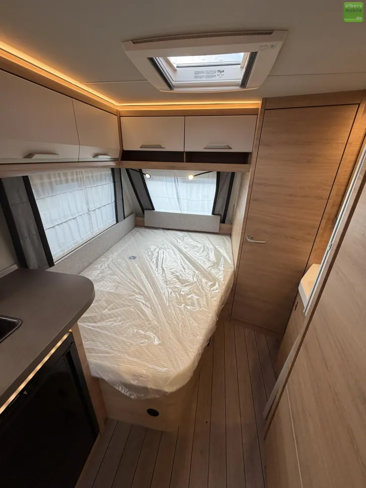 Fahrzeugbild Knaus Südwind BLACK SELECTION 450 FU 1700kg 2026 #18