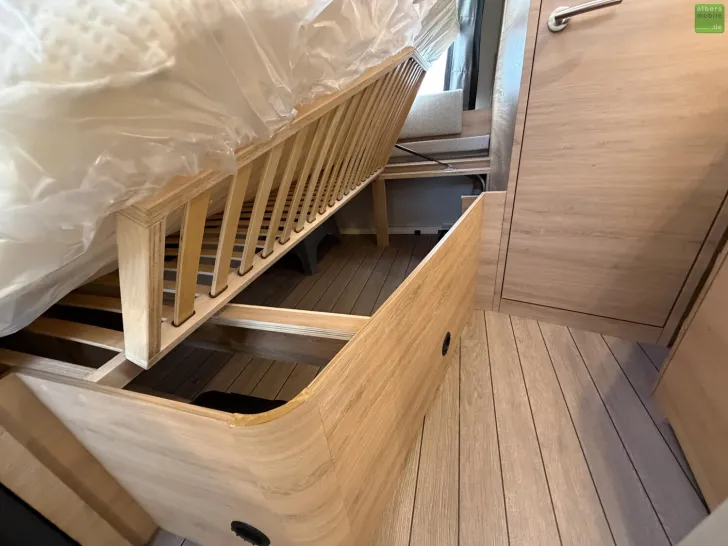 Fahrzeugbild Knaus Südwind BLACK SELECTION 450 FU 1700kg 2026 #20