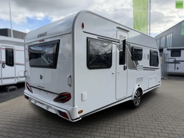 Fahrzeugbild Knaus Südwind BLACK SELECTION 460 EU Einzelbetten 2026 #5