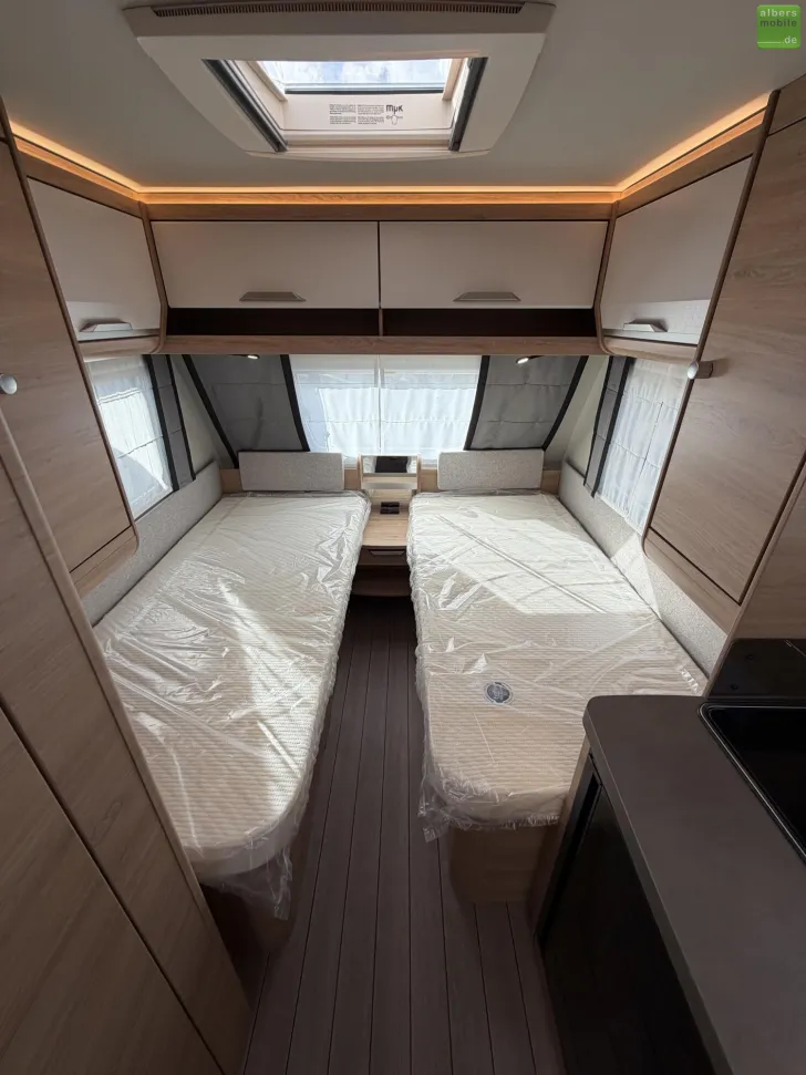 Fahrzeugbild Knaus Südwind BLACK SELECTION 460 EU Einzelbetten 2026 #17