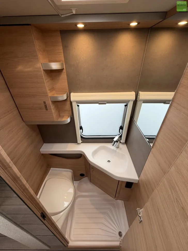 Fahrzeugbild Knaus Südwind BLACK SELECTION 460 EU Einzelbetten 2026 #20