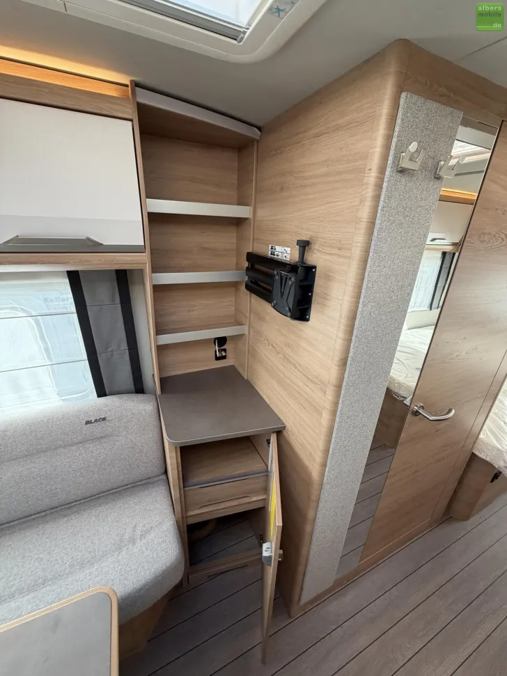 Fahrzeugbild Knaus Südwind BLACK SELECTION 460 EU Einzelbetten 2026 #22