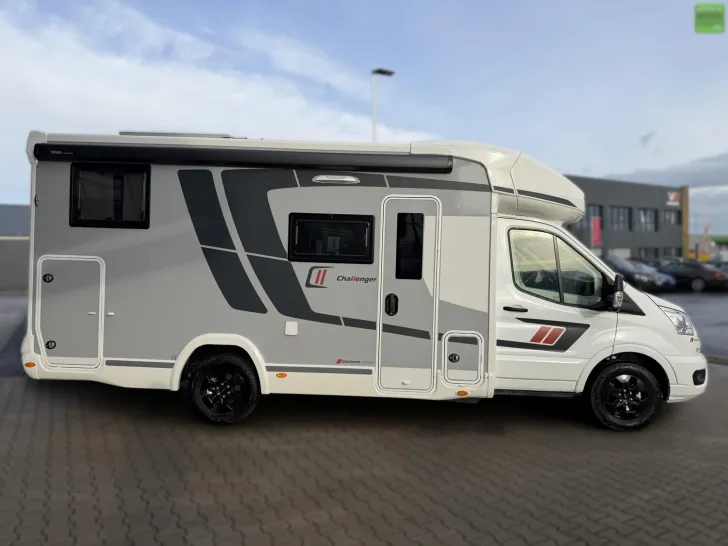 Fahrzeugbild Challenger Teilintegriert Graphite Edition 287 Arctic 2026 #3