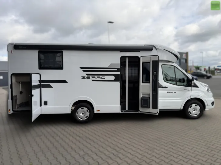 Fahrzeugbild Roller Team Zefiro 266 P 2xLithium 400W Solar 4100 kg 2026 #7