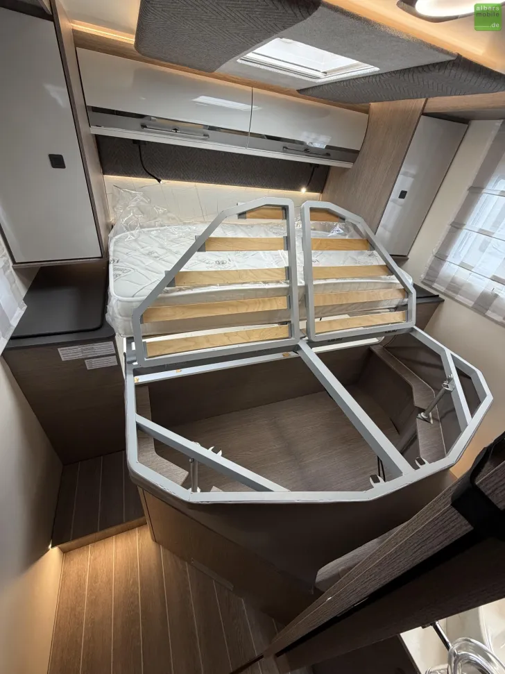 Fahrzeugbild Roller Team Zefiro 266 P 2xLithium 400W Solar 4100 kg 2026 #24