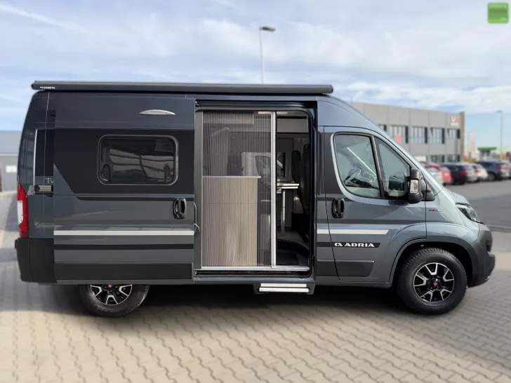 Fahrzeugbild Adria Twin Plus 540 SP 160PS Solar LEDLightbar Lithium #7