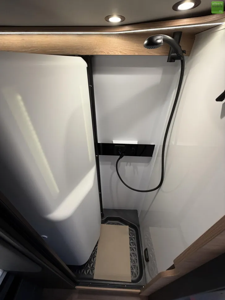 Fahrzeugbild Knaus BoxLife PLATINUM SELECTION 600 MQ Hubbett ACC 26 #18