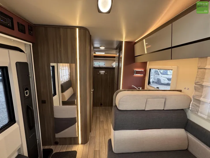 Fahrzeugbild Roller Team Kronos 290 M Sport Design Winter XXL-Garage 2026 #12