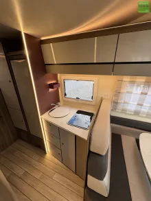 Fahrzeugbild Roller Team Kronos 290 M Sport Design Winter XXL-Garage 2026 #13