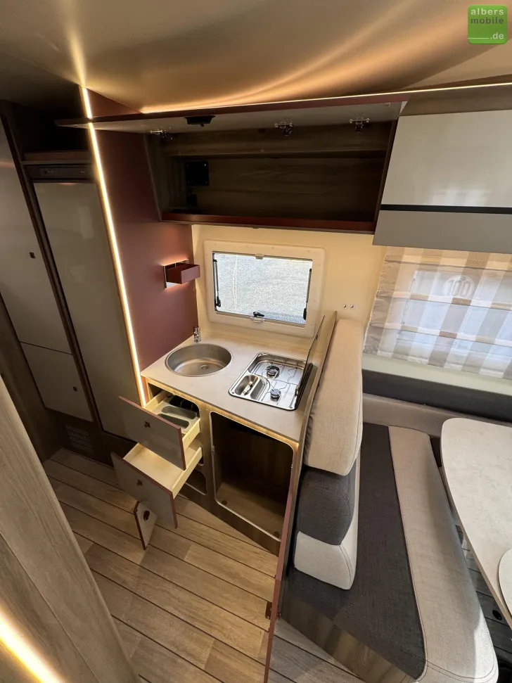 Fahrzeugbild Roller Team Kronos 290 M Sport Design Winter XXL-Garage 2026 #14