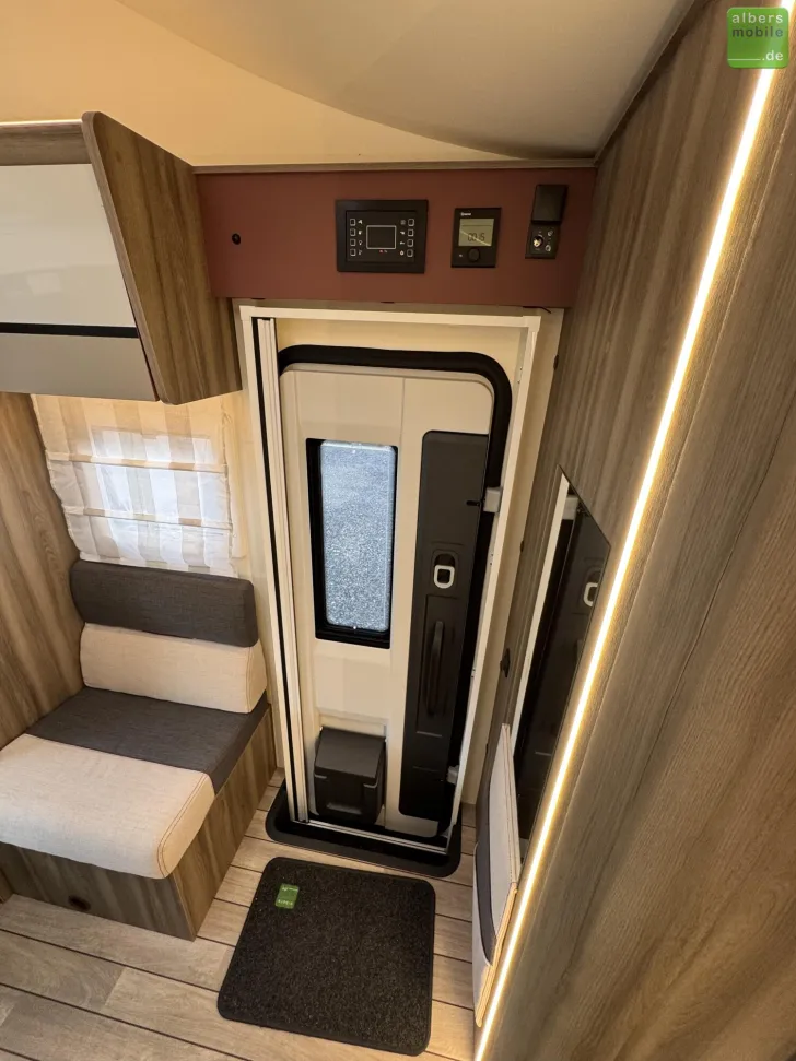 Fahrzeugbild Roller Team Kronos 290 M Sport Design Winter XXL-Garage 2026 #23