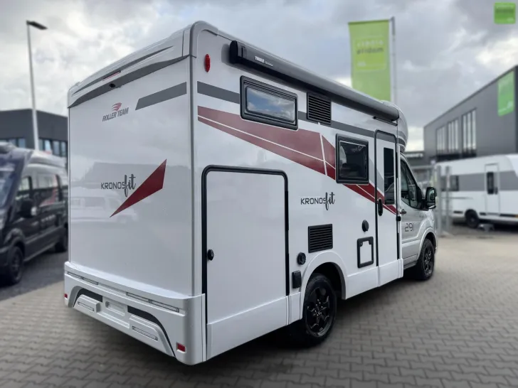 Fahrzeugbild Roller Team Kronos Fit 291 TL Design Winter Navi ACC 2026 #4