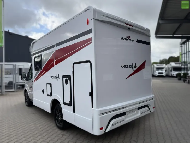 Fahrzeugbild Roller Team Kronos Fit 291 TL Design Winter Navi ACC 2026 #5