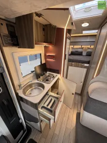 Fahrzeugbild Roller Team Kronos Fit 291 TL Design Winter Navi ACC 2026 #12