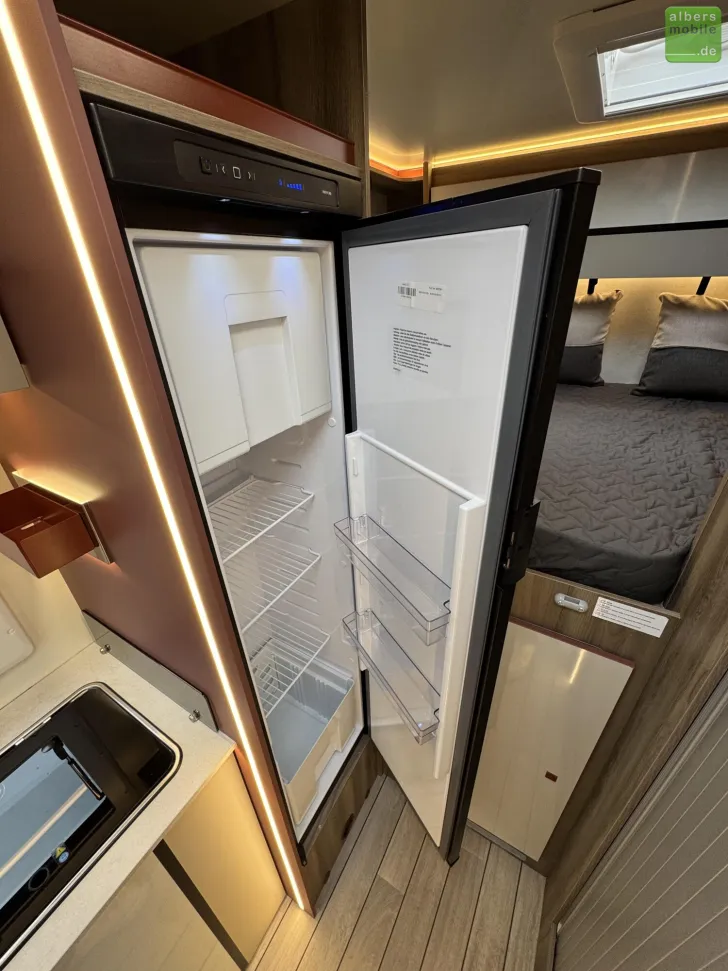 Fahrzeugbild Roller Team Kronos Fit 291 TL Design Winter Navi ACC 2026 #13