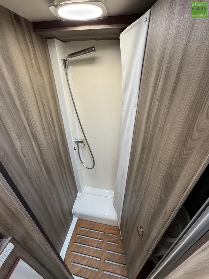 Fahrzeugbild Roller Team Kronos Fit 291 TL Design Winter Navi ACC 2026 #16