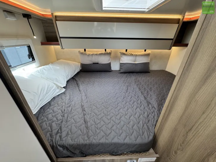 Fahrzeugbild Roller Team Kronos Fit 291 TL Design Winter Navi ACC 2026 #19