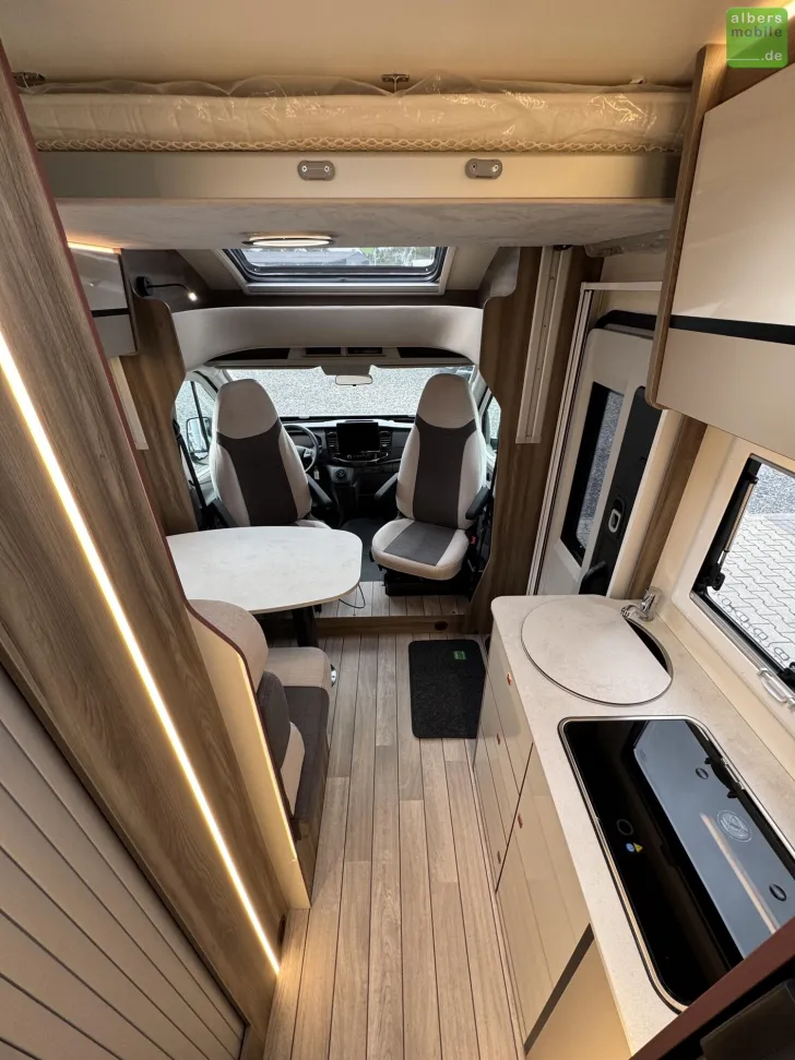 Fahrzeugbild Roller Team Kronos Fit 291 TL Design Winter Navi ACC 2026 #21