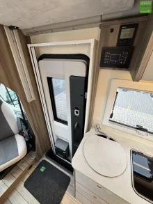 Fahrzeugbild Roller Team Kronos Fit 291 TL Design Winter Navi ACC 2026 #25