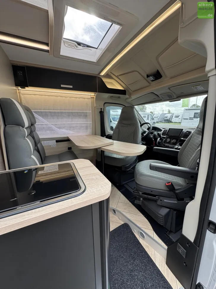 Fahrzeugbild Challenger Van Sport Edition V210 Arctic Automatik 2026 #8