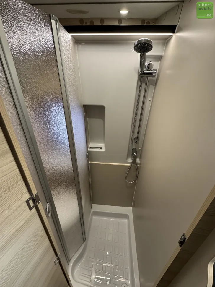 Fahrzeugbild Challenger Van Sport Edition V210 Arctic Automatik 2026 #17