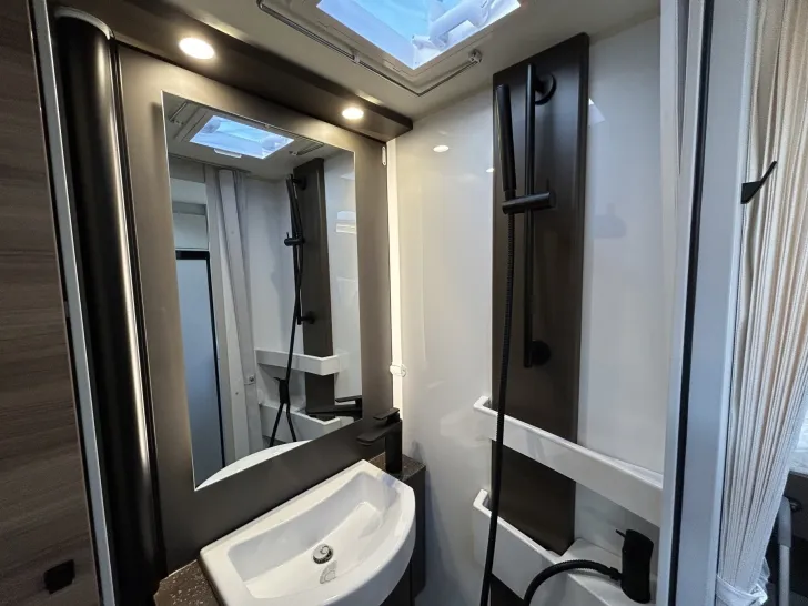 Fahrzeugbild Bürstner Lyseo TD 690 G B66 #21