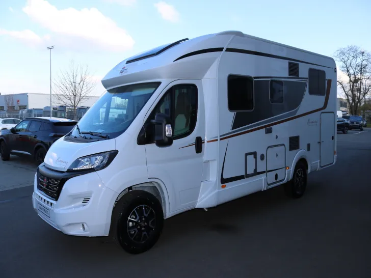 Fahrzeugbild Bürstner Lyseo TD 690 G #1