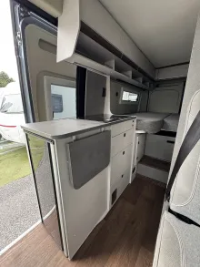 Fahrzeugbild Pössl Summit SHINE 600 L mit Schlafdach #7