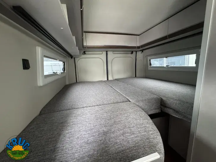 Fahrzeugbild Pössl Summit SHINE 600 L mit Schlafdach #8