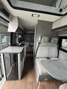 Fahrzeugbild Pössl Summit SHINE 600 L mit Schlafdach #13