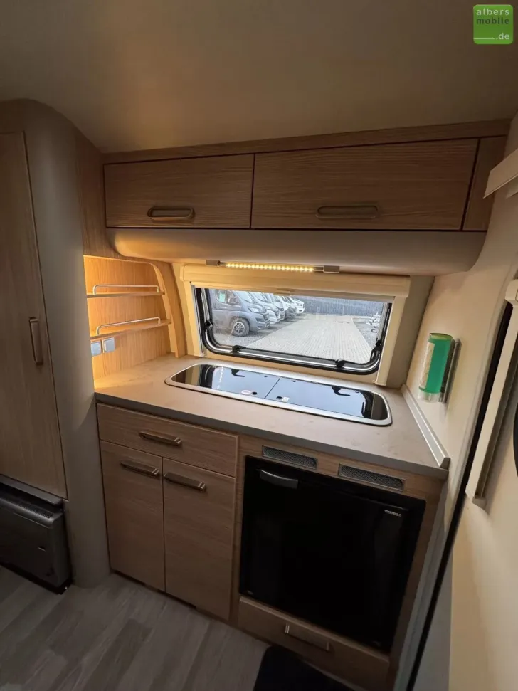 Fahrzeugbild T@B BASIC 320 Gasheizung Kühlschrank 1000kg #10