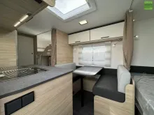 Fahrzeugbild Sterckeman Easy 496PE Etagenbetten Dusche 1500kg #8