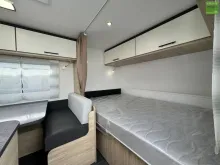 Fahrzeugbild Sterckeman Easy 496PE Etagenbetten Dusche 1500kg #9