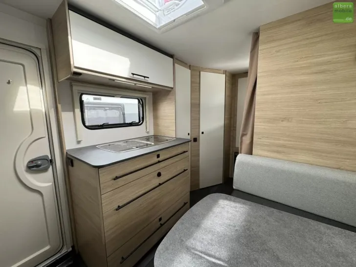 Fahrzeugbild Sterckeman Easy 496PE Etagenbetten Dusche 1500kg #13