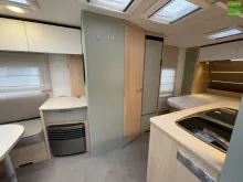 Fahrzeugbild LMC Style 450 D Queensbett Dusche 1800kg #8