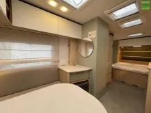 Fahrzeugbild LMC Style 450 D Queensbett Dusche 1800kg #10